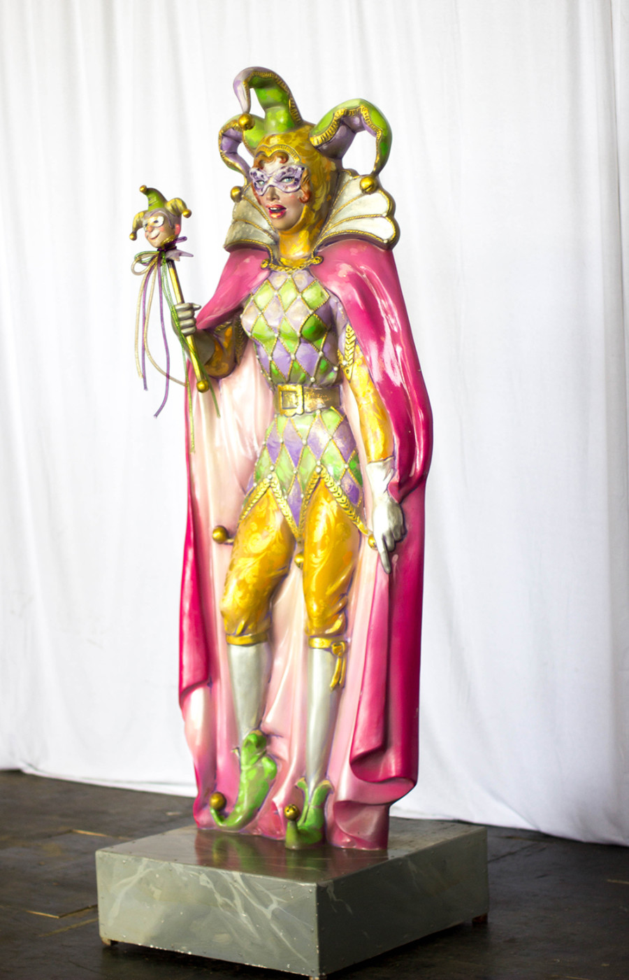 Female Royal Jester Statue Kern Studios